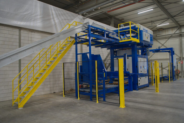 Specialized palletizer for Chinese market